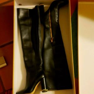 Michael Kors Sabrina boots